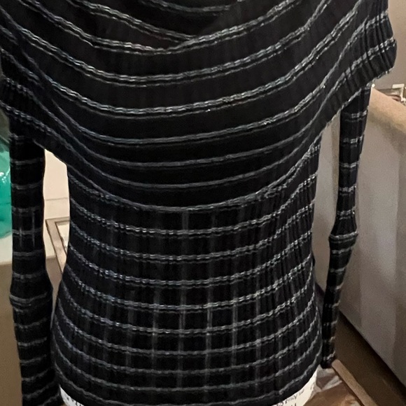 🆕 We The Free Top - Picture 8 of 14